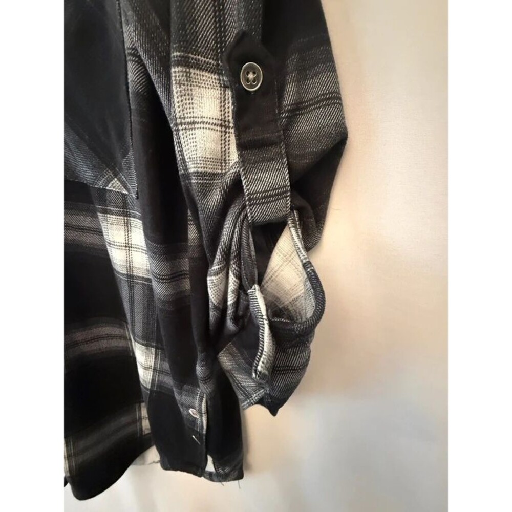 Eden & Olivia Black White Plaid Roll Tab Sleeve Button Up Shirt S - Picture 4 of 7